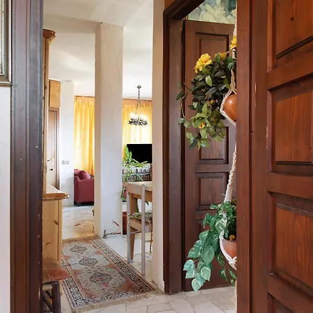 Apartmán L'attico Con Terrazza Vista Laveno-Mombello